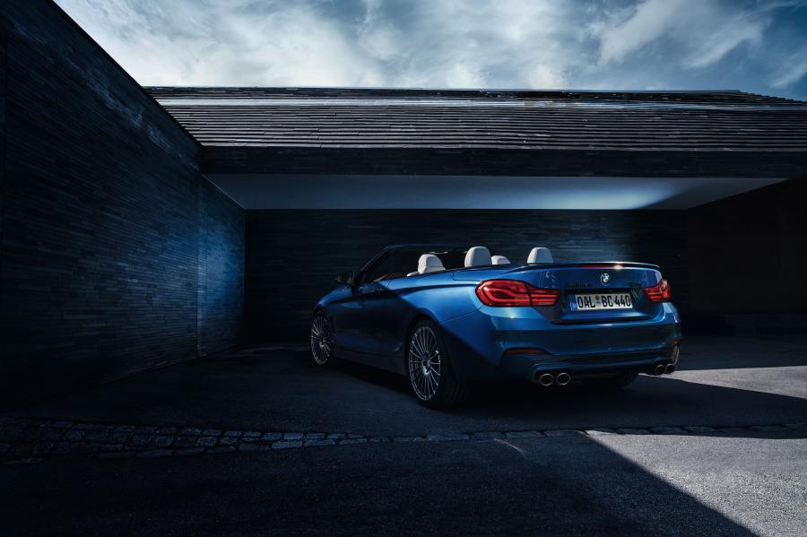  Alpina B4 S Bi-Turbo Cabrio Edition 99 (F33) 2018 года  (фото 2 из 7)